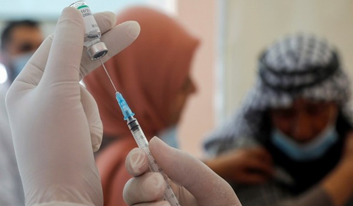 Official appeals unvaccinated elderly people in Qatar to take vaccine